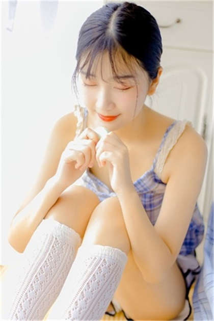 吃奶小黄文-纯肉浪货高H小说在线阅读_情戏书屋