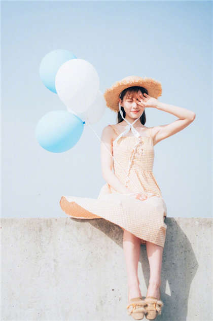 污老师好紧-把她放在钢琴上分开腿_情戏书屋