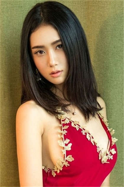 细致描述性的小说-美女孕妇小说_情戏书屋