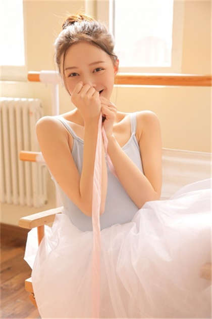 污到jj流水的文章-我被老头摸了一晚_情戏书屋