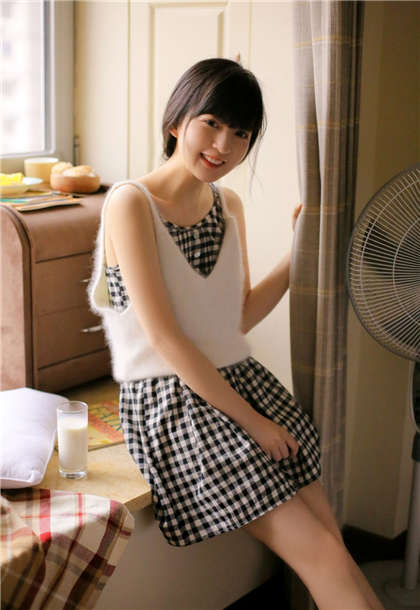 双洞插破-乡下玉米地妇女奶水多_情戏书屋