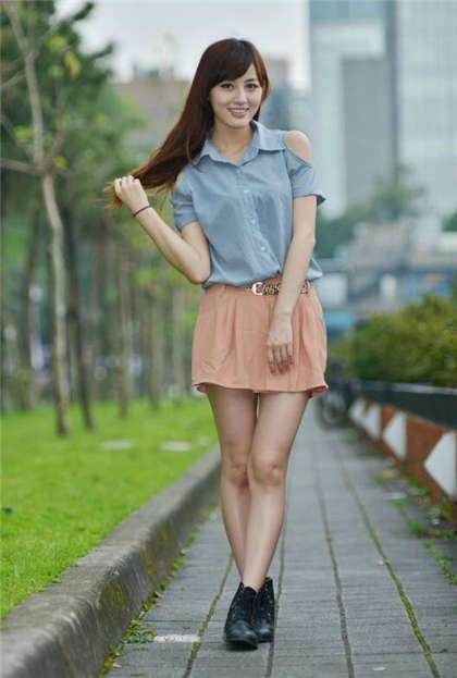 有肉肉的小H文-三男一女三男2洞很忙_情戏书屋