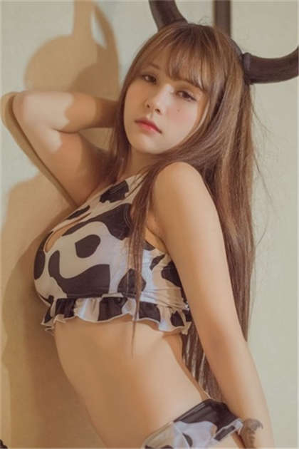 夹着跳蛋-车上隔着布料磨花缝_情戏书屋