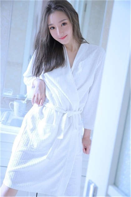 在公交车上操-父女文从小有肉_情戏书屋