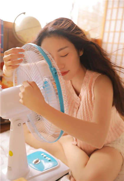 交换贵妇俱乐部系列小说-好紧好大快点舒服使劲小说_情戏书屋