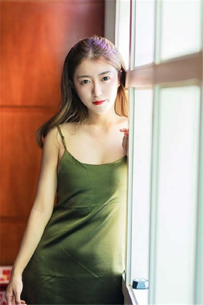 床震吃胸吃乳小说片段-纯肉辣文np紧爽_情戏书屋