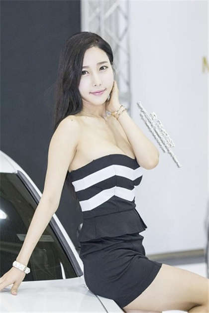 在公交车上,被操-宝贝自己坐下来收紧点别流出来_情戏书屋