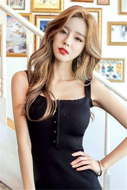 污小说老师太租了-被几个男生强插了_情戏书屋