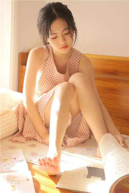 美女女友小莎-办公室污到你湿的女女百合文_情戏书屋