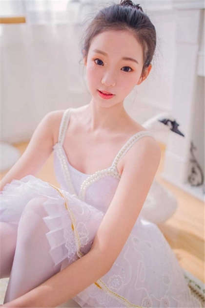 让人下面湿得不行的文-宝贝自己挤出来18颗荔枝_情戏书屋