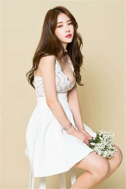 湿 干 啊-办公室里激情_情戏书屋