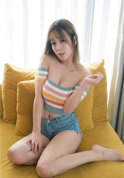 贵妇乱伦舔阴唇-污污的刺激一点的长故事_情戏书屋