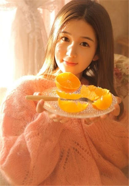 揉捏吸咬乳房小说-腿张开给男朋友舔_情戏书屋