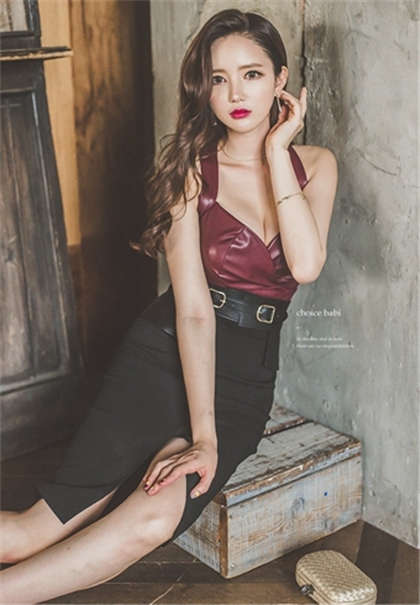 啊爽啊嗯-我是学校最淫荡的系花_情戏书屋