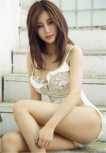 辣文小说嫖老妇-水泥工老头把校花_情戏书屋