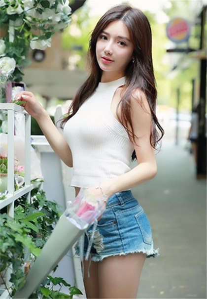 又黄又好看又刺激的小说-看了能让你湿到不行的小说_情戏书屋