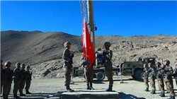 比亚迪亮相2025东京车展 全球首发K-EV