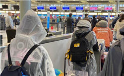 美国政府停摆已超过三周 又一评级机构下调美国信用评级！