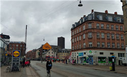 服役时间过长？恶劣天气影响？伊朗总统直升机坠毁原因引发关注