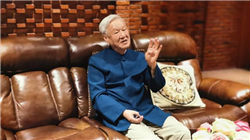 历史学家、拳击手、反俄亲美，波兰新总统是谁？