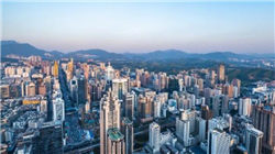 摩根大通私银：预计黄金价格2026年底前有机会突破5000美元