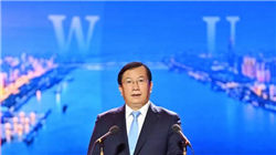 东方证券：维持波司登“买入”评级 目标价6.31港元